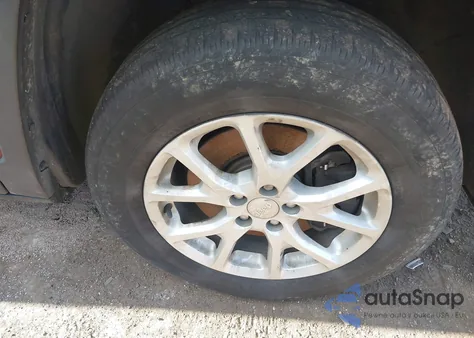 2016 Jeep Cherokee Latitude из США, поврежденный, VIN 1C4PJMCB7GW359241